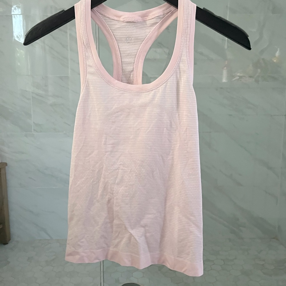 light pink lululemon size 4 tank top!